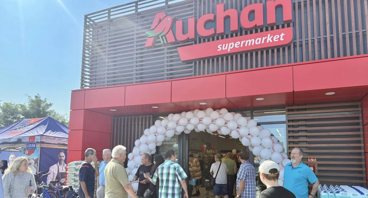 Ogólna, Auchan wkracza Białej Podlaskiej! Pierwszy sklep sieci otwarty Sidorskiej - zdjęcie, fotografia