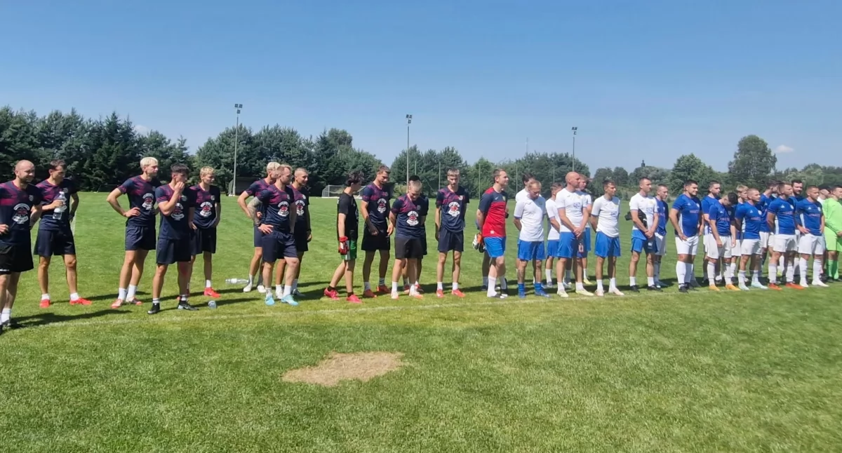 Piłka nożna, Memoriał Mariana Kapysia Jerzego Dawidziuka Futbol upamiętnia zasłużonych Gminy Piszczac - zdjęcie, fotografia