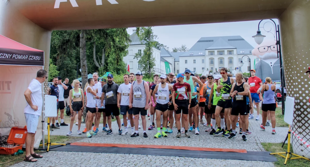 ludzie, Janów Podlaski kolejny przyciągnął sportowców całej Polski Triathlon Paratriathlon Kraina - zdjęcie, fotografia