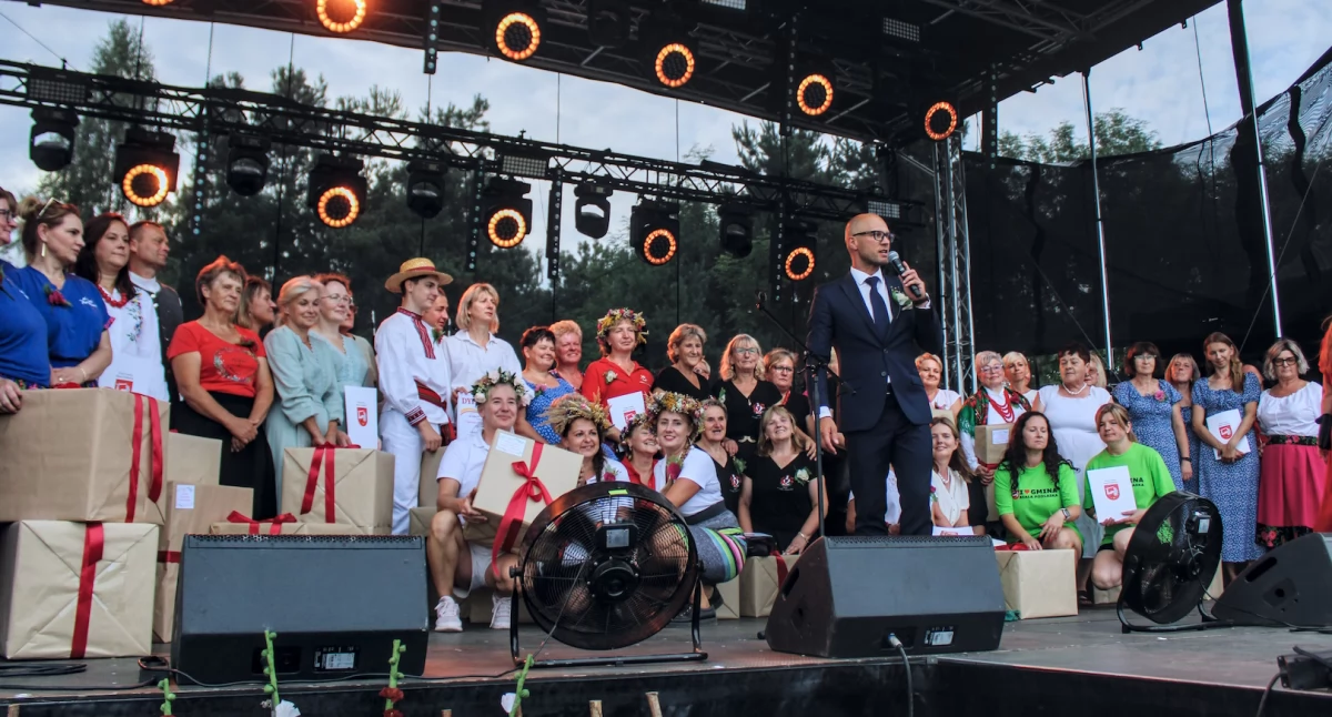 festyny, Mieszkańcy gminy Biała Podlaska wspólnie uczcili święto plonów Dożynki Czosnówce - zdjęcie, fotografia