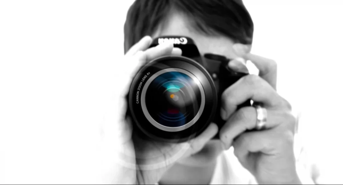 Spotkania autorskie, Fotografia która zatrzymuje ulotne Grzegorz Pawlak gościem Bialskich Spotkań Fotografem - zdjęcie, fotografia