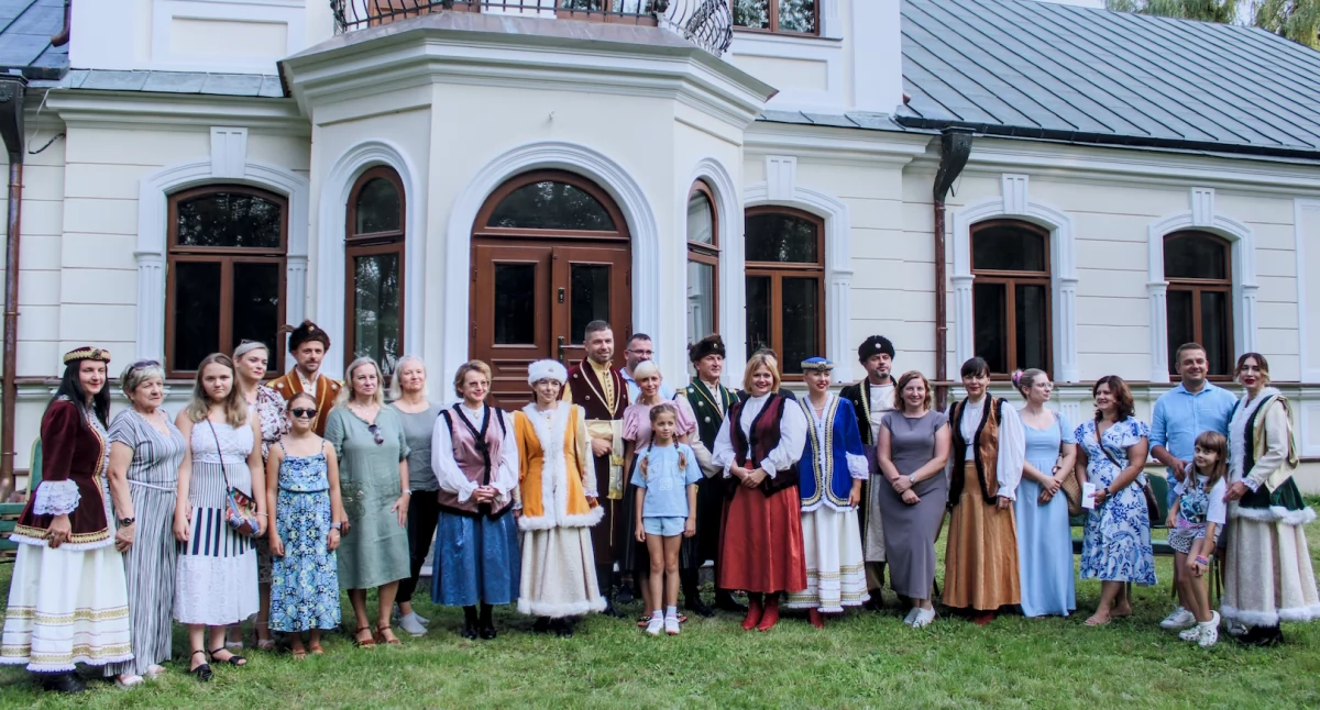 ludzie, Najpiękniejsze dzieła Kochanowskiego wybrzmiały Wilczynie Narodowe Czytanie - zdjęcie, fotografia
