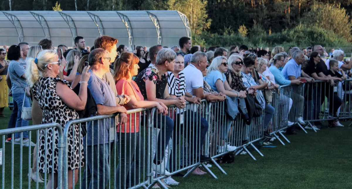 koncerty, Akademia Bialska hucznie obchodziła swoje lecie Koncert Akademia Białej - zdjęcie, fotografia