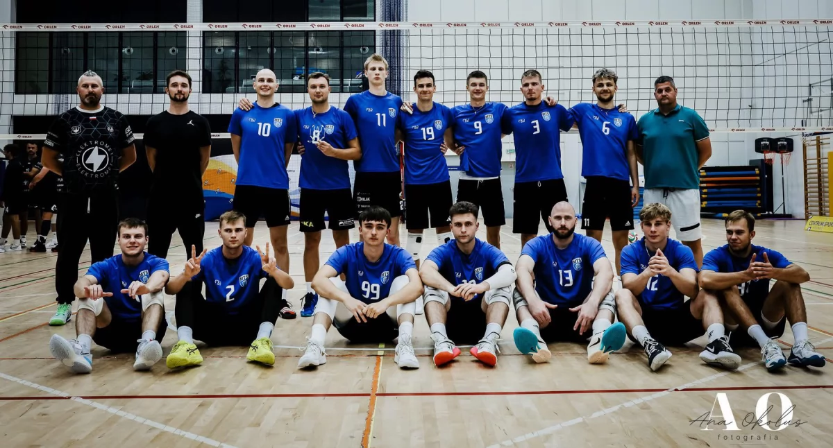 Siatkówka, Międzyrzec Podlaski zwycięstw wkracza nowego Inauguracyjny sobotę - zdjęcie, fotografia