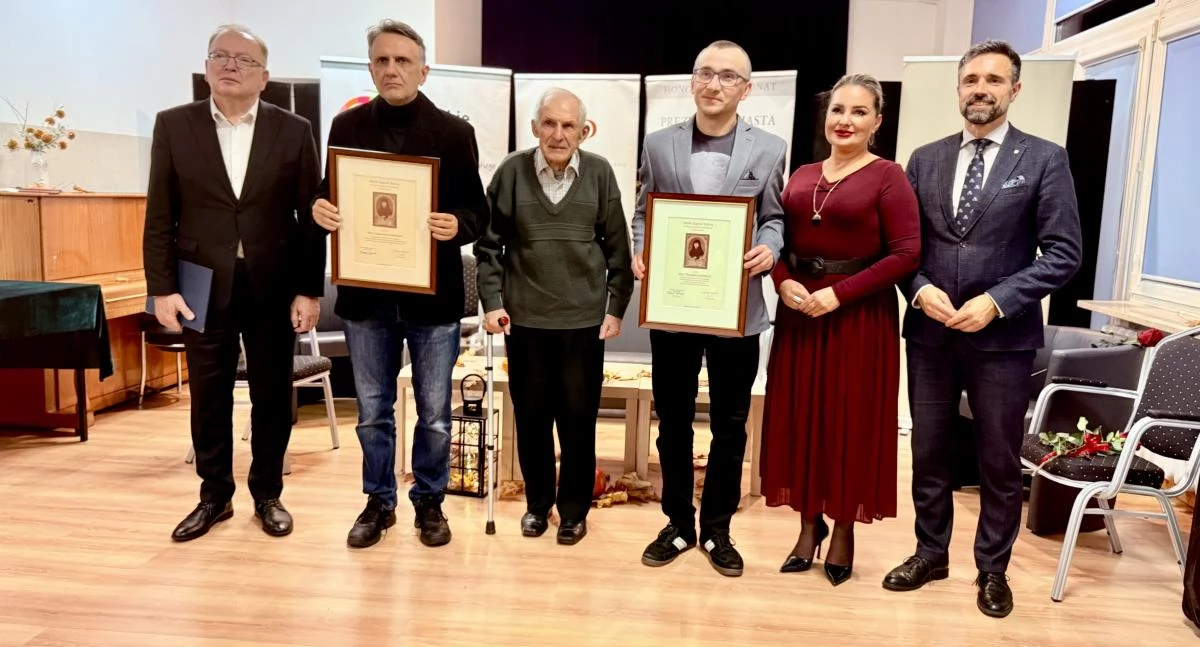ludzie, Poeci Białej nagrodzeni! Bracia Szupilukowie Bialską Nagrodą Kultury - zdjęcie, fotografia