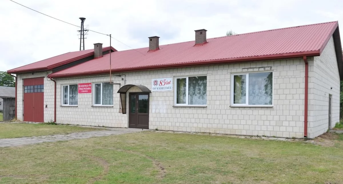 Inwestycje, „Termomodernizacja obiektów lokalnej aktywności społecznej Przedsięwzięcie Gminy Łomazy dzięki środkom - zdjęcie, fotografia