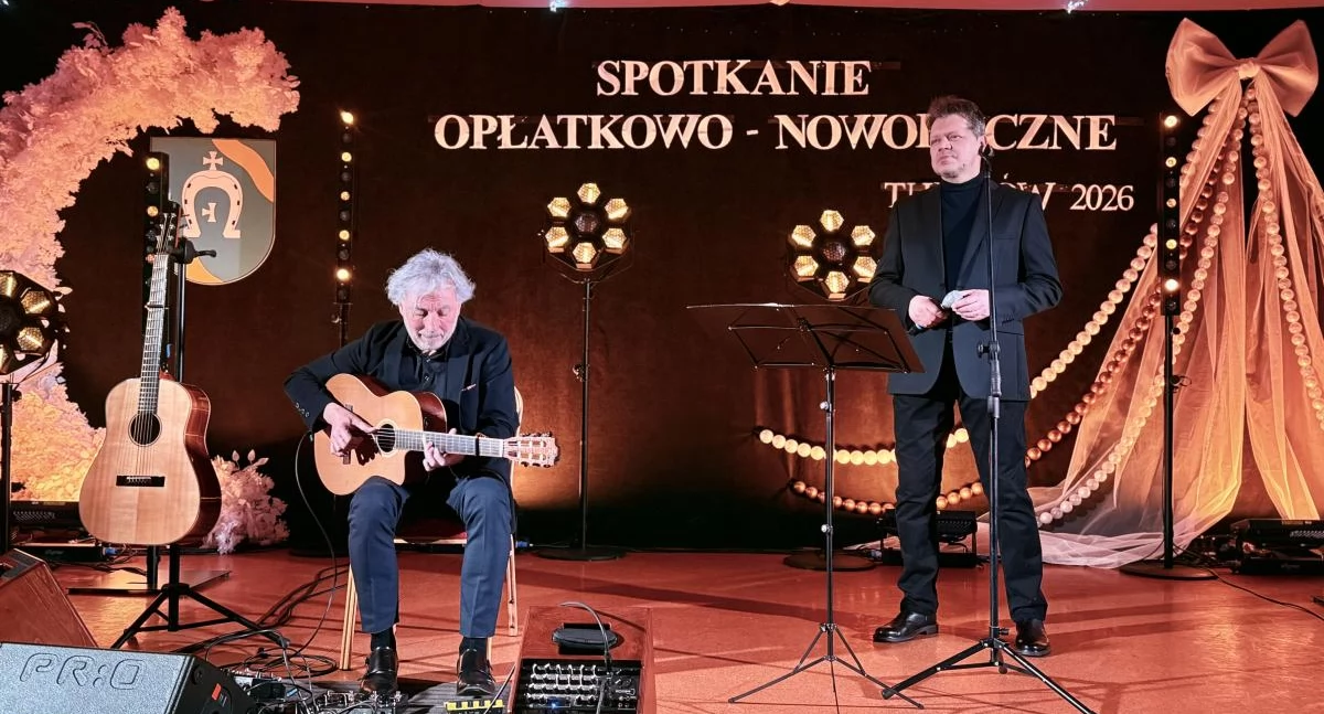 ludzie, Muzyczna gwiazda opłatek Tuliłowie świętowała gmina Międzyrzec Podlaski - zdjęcie, fotografia