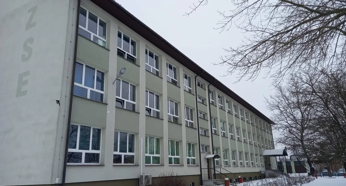 edukacja, Międzyrzecki Ekonomik czołówce regionu Brązowa Tarcza Perspektyw - zdjęcie, fotografia