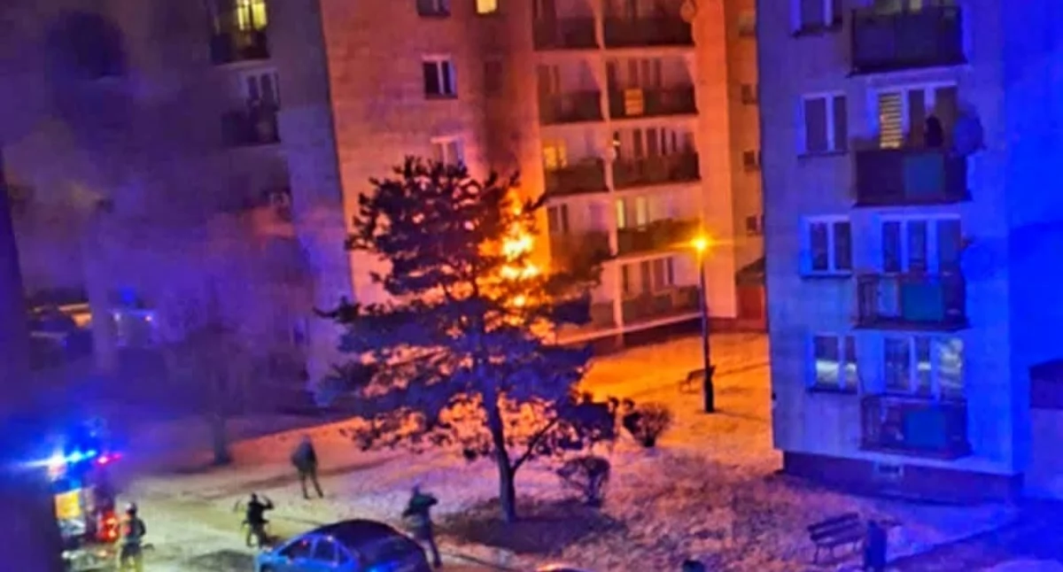pożary, Uciekali przed ogniem balkon Dzięki wnuczkowi dziś każdy może pomóc odbudować życie - zdjęcie, fotografia