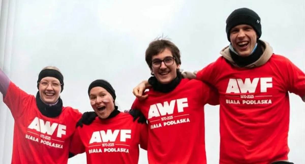 edukacja, Helikopter żołnierze sportowe atrakcje Białej Podlaskiej otwiera drzwi przyszłych studentów - zdjęcie, fotografia