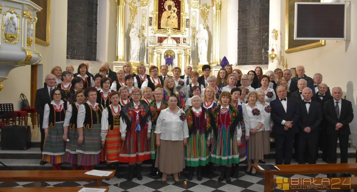 kościół, Tłumy kościele wyjątkowe emocje Takiego koncertu Międzyrzecu dawno było - zdjęcie, fotografia