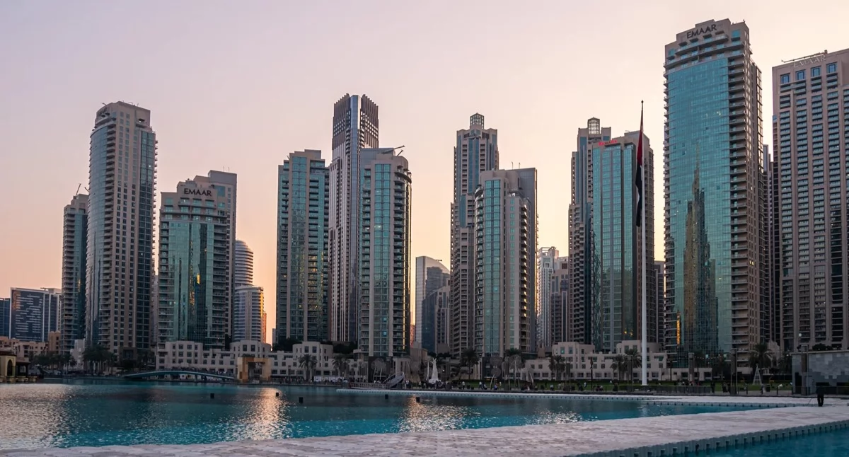 Spotkania autorskie, Dubaj Białej Podlaskiej Niezwykła podróż opuszczania miasta - zdjęcie, fotografia
