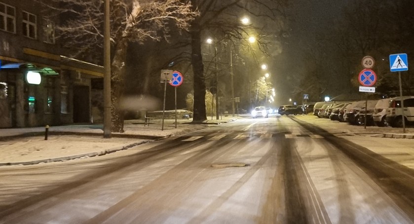 Meterologia, Biała Podlaska powiat bialski Ostrzeżenie przed marznącym deszczem gołoledzią - zdjęcie, fotografia
