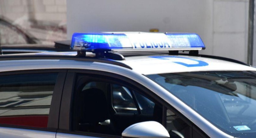 Kradzież, Mieszkaniec Białej Podlaskiej stracił duże pieniądze Stracił również złotą monetę - zdjęcie, fotografia