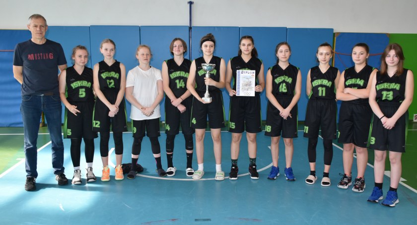 Koszykówka, Dziewczyny Konstantynowa finale województwa - zdjęcie, fotografia