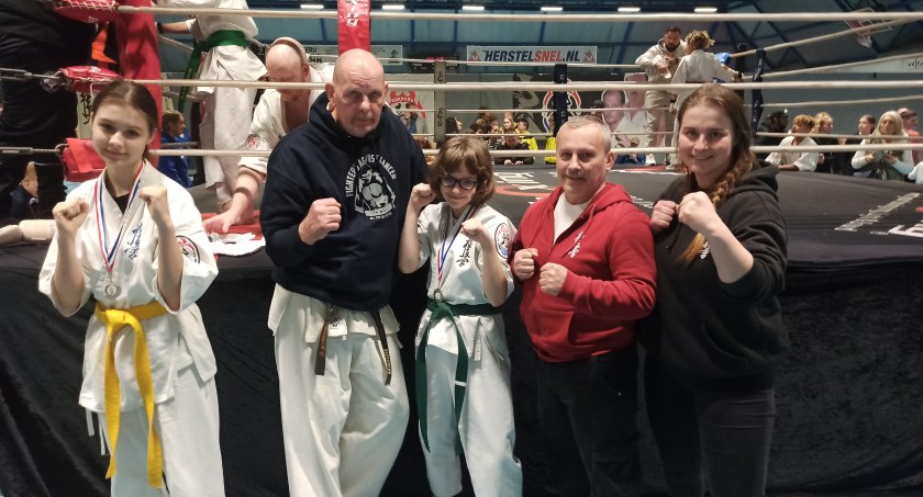 inne, Reprezentantki bialskiego klubu karate zajęły miejsca podium mistrzostwach - zdjęcie, fotografia