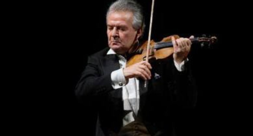 koncerty, Wirtuoz skrzypiec zagra koncert Biała Czerwona Niebiesko Żółtej - zdjęcie, fotografia