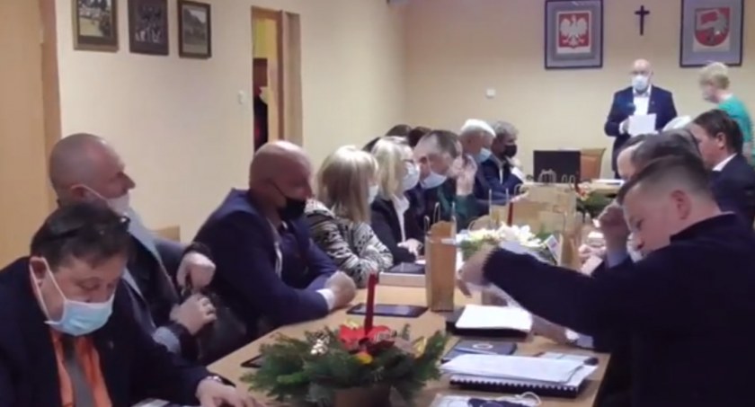Radni, Radni dziś mają zmienić budżet uchwalić ekwiwalent strażaków wyjazdy akcję - zdjęcie, fotografia