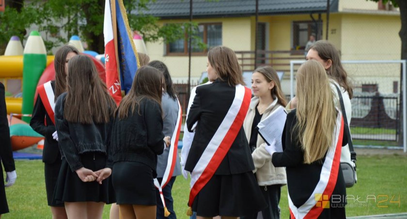 edukacja, Szkoła było świętowanie [ZDJĘCIA] - zdjęcie, fotografia