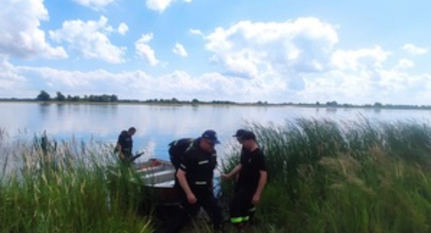 Komunikat policji, Policja Straż Pożarna łączy siły zadbać bezpieczeństwo wodą - zdjęcie, fotografia