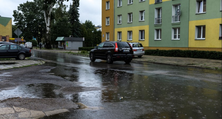 Meterologia, Koniec zalanych deszczem Zobaczcie wyglądało zdjęciach - zdjęcie, fotografia