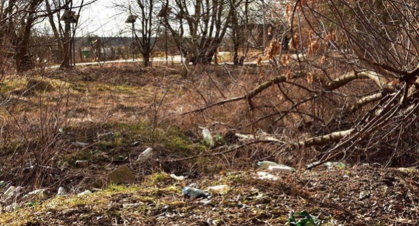 kościół, Będą sprzątać stary cmentarz - zdjęcie, fotografia