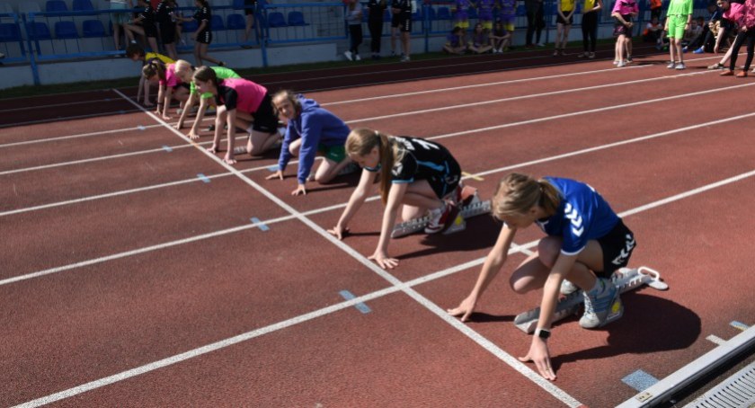 Lekkoatletyka , Spędź aktywnie niedzielę całą rodziną - zdjęcie, fotografia