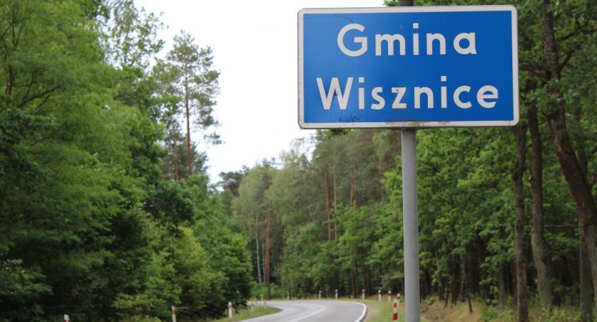 historia, Pospacerują śladami wisznickiego getta - zdjęcie, fotografia
