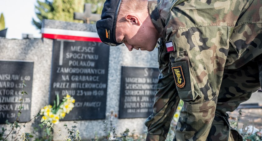 Zdjęcie: 1. Warszawska Brygada Pancerna