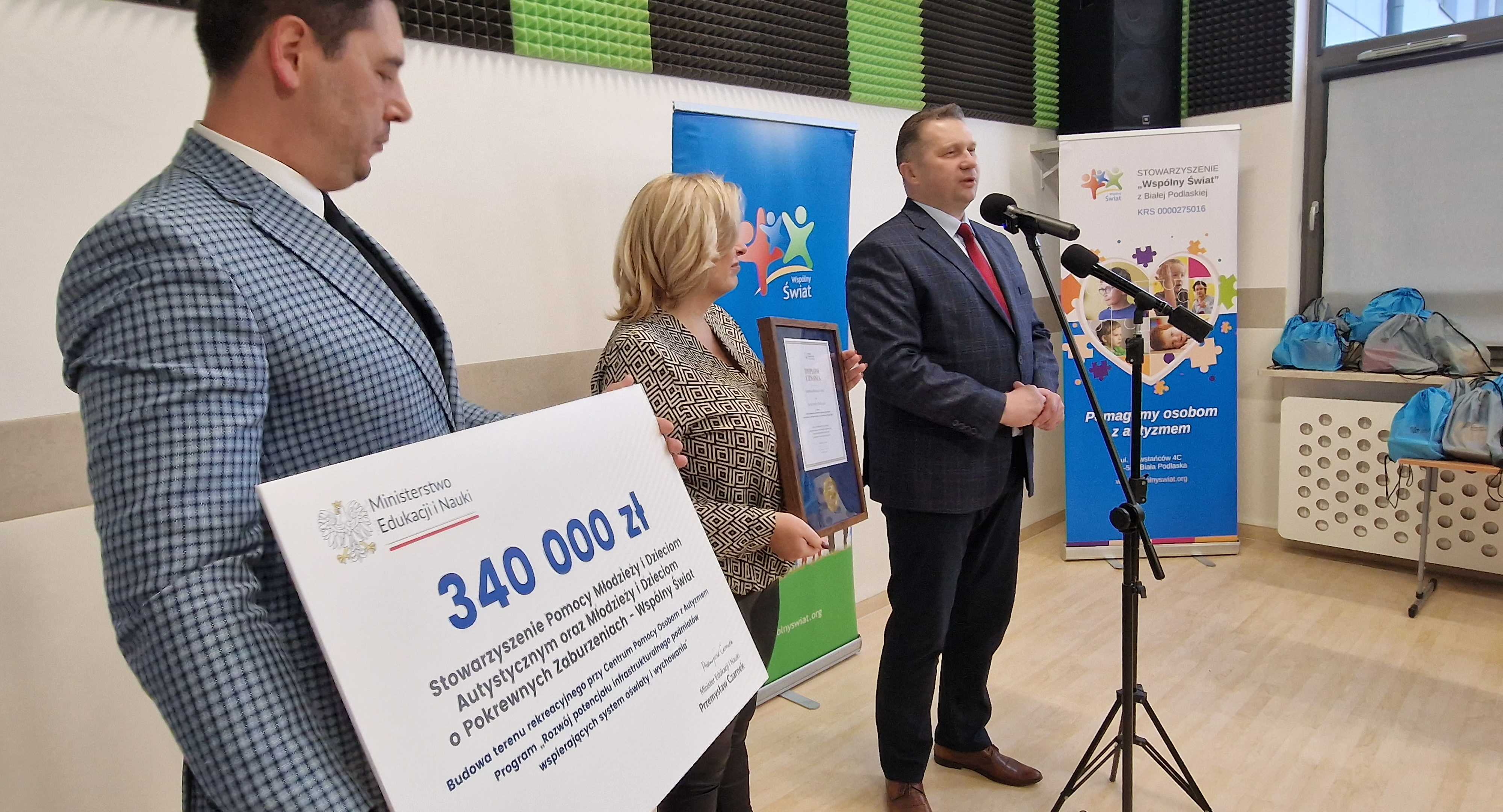 edukacja, Minister Czarnek pieniędzmi budżetu państwa rozwój Wspólnego Świata - zdjęcie, fotografia