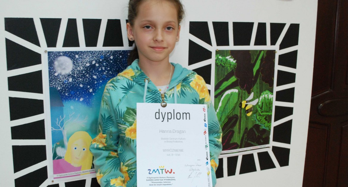 Hania Dragan z dyplomem