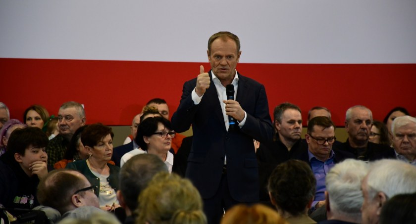 polityka, Donald Rafał Trzaskowski spotkał setkami osób Białej Podlaskiej [ZDJĘCIA WIDEO] - zdjęcie, fotografia