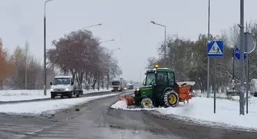 Intensywne opady śniegu. Komunikat władz miasta