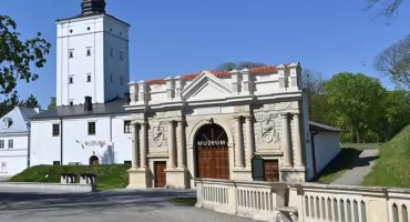 Spędź Walentynki ze swoją drugą połówką przy poznawaniu historii! Oferta Muzeum Południowego Podlasia dla zakochanych par
