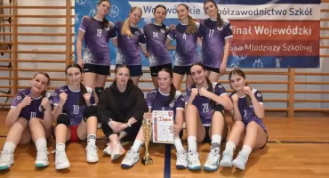 Emocjonujący półfinał wojewódzki w piłce ręcznej dziewcząt w Białej Podlaskiej
