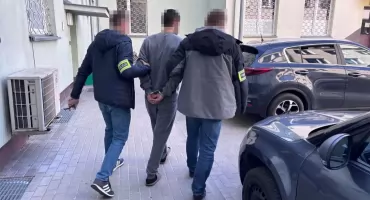 Rosjanin i Gruzin zatrzymani za kradzież paliwa. Wpadli dzięki policjantowi po służbie- grozi im do 5 lat
