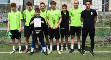  Reprezentacja szkoły podstawowe nr 5 zdobywa Puchar Prezydenta i awans do finału rejonu