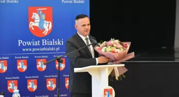 Ponad 63 mln zł na inwestycje, podziękowania i dyskusja o zaufaniu. Zarząd Powiatu Bialskiego otrzymał absolutorium za 2025 rok